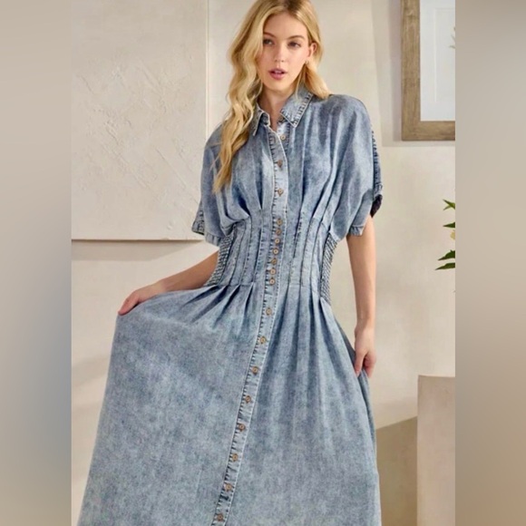 Oli & Hali Dresses & Skirts - Oli & Hali NWT Acid Wash Tencel Maxi Dress